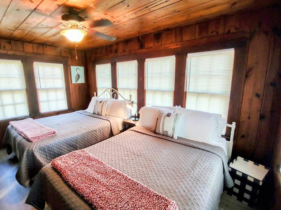 #09 - Large Lakeview One Bedroom- Pet Friendly Hot Springs Exterior photo